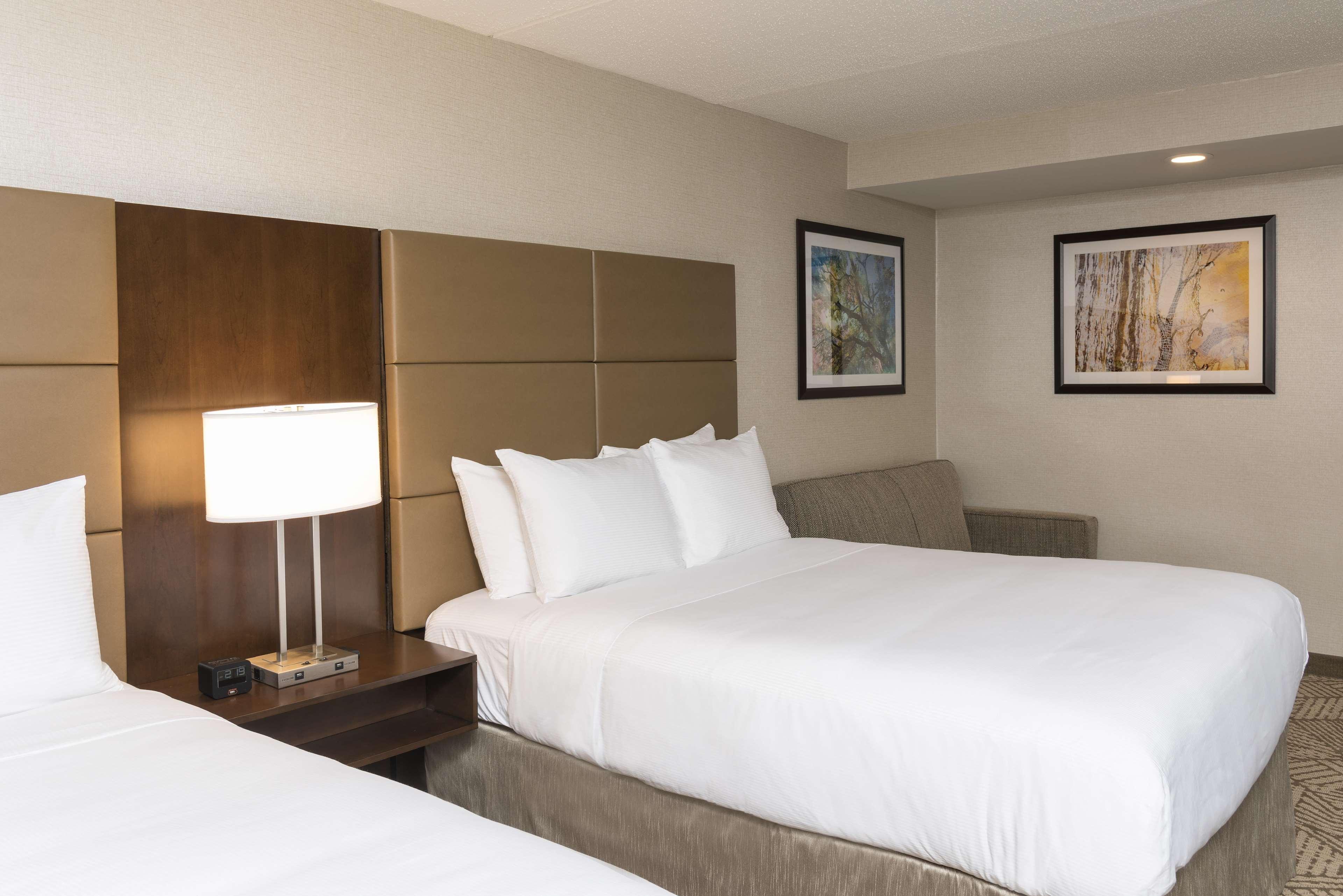 Doubletree By Hilton Pleasant Prairie Kenosha, Wi Hotel Room photo