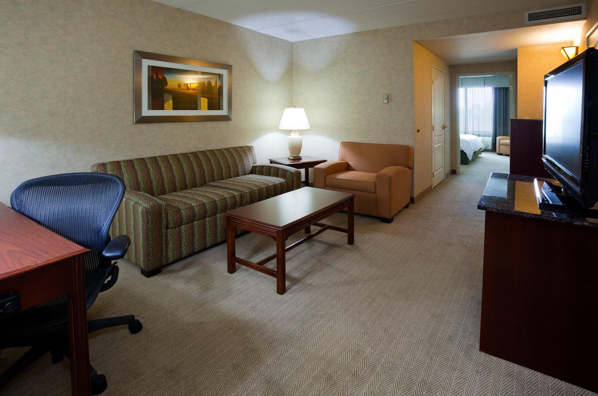 Doubletree By Hilton Pleasant Prairie Kenosha, Wi Hotel Exterior photo